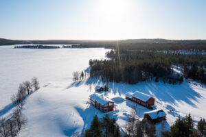 Aerial view of Villa Lehtoniemi and Sonkajärvi lake